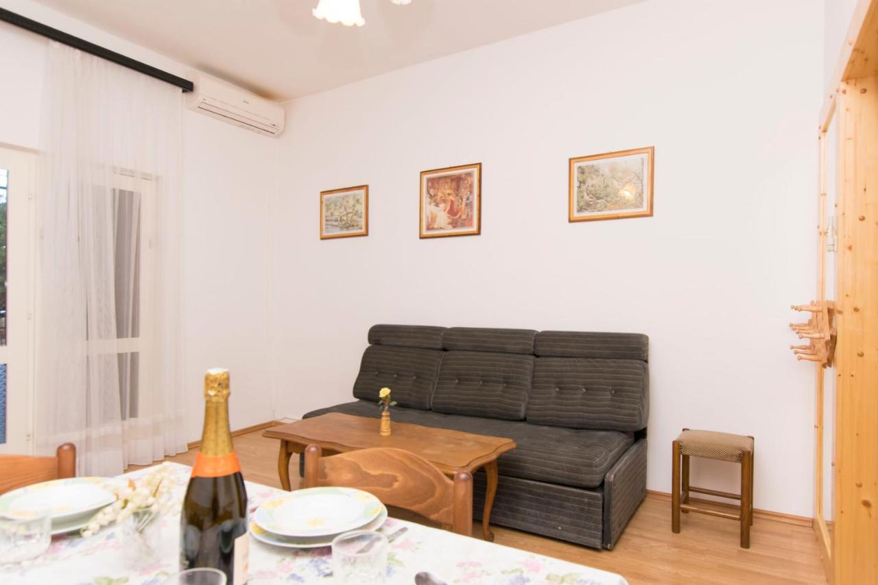 Apartments Amalija Vodice Exterior foto